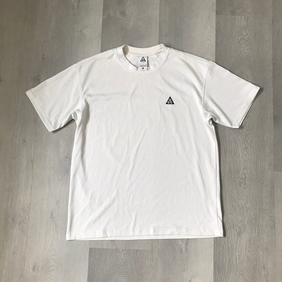 Nike ACG Other - NIKE ACG MENS WHITE CREW NECK T SHIRT SHORT SLEEVES THICK JERSEY MENS MEDIUM